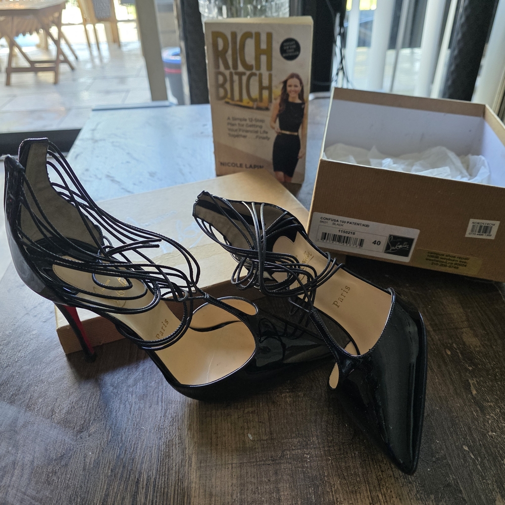 Christian Louboutin confusa 100 Black Patent Leather Heels size 10